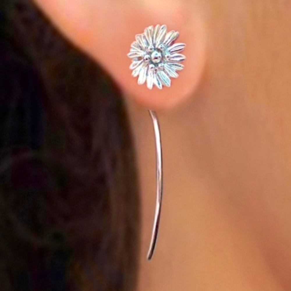 Unique flower earrings silver color